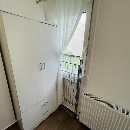 Eva 1 Bedroom アパート *
